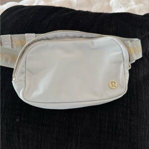 Lululemon belt bag